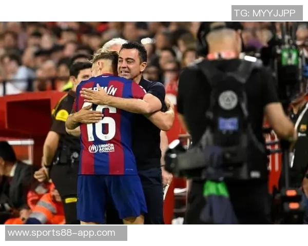 弗兰克谈比赛：下半场表现出色被扳平是足球的常态